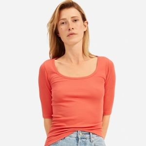 New without tags. Everlane micro rib scoop neck tee